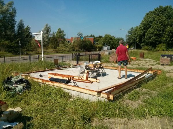 2014-07-20 Bau des Blockhauses für den Tierschutzverein